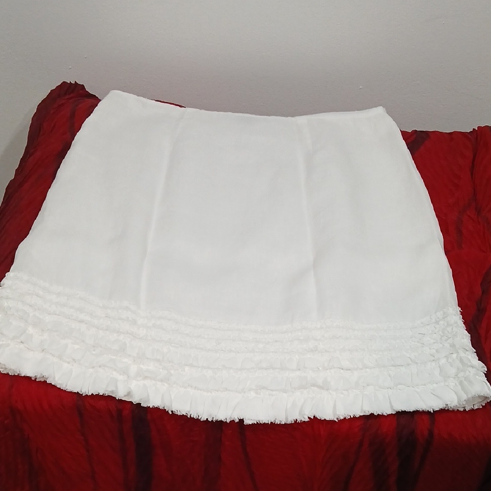 Tommy Bahama White Mini Pencil Skirt with Ruffles